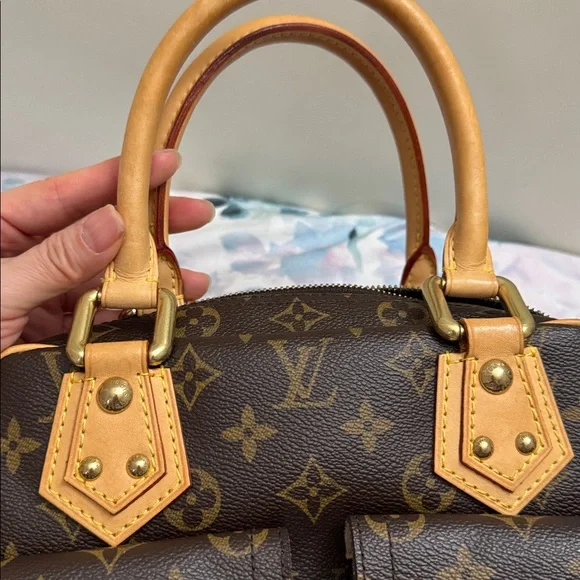 Authentic Louis Vuitton Manhattan PM Brown and Gold Monogram Satchel - Picture 3 of 16